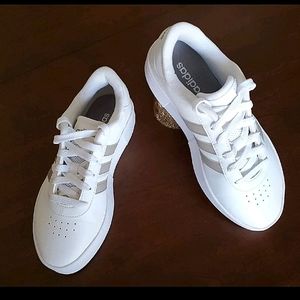 Womens Sneakers